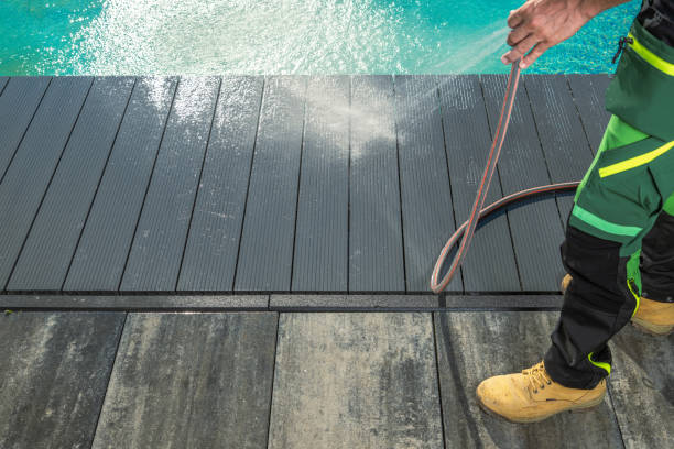 Why Choose Our Certified Pressure Washing Experts for Your Project Needs in Greenfield, IL?